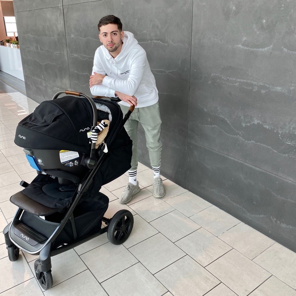 Meet your Posher, Adrian